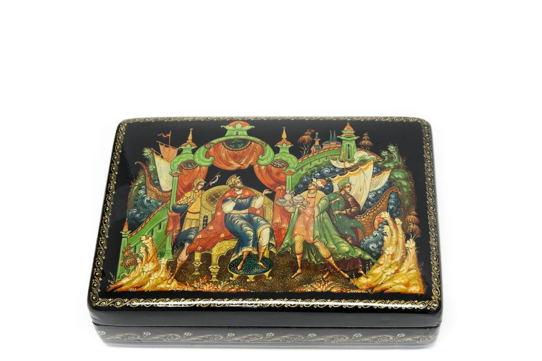 Lebedeva Palekh Russian Lacquer Box. (1 of 6)