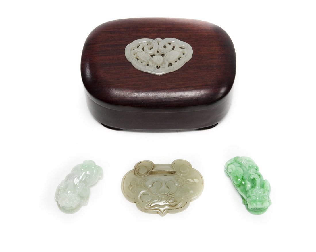 (4) Chinese Carved Jade and Hard Stone Items. (1 of 9)