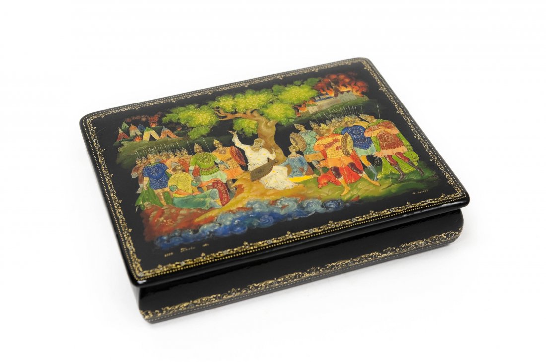 Volkov Palekh Russian Lacquer Box. (1 of 7)