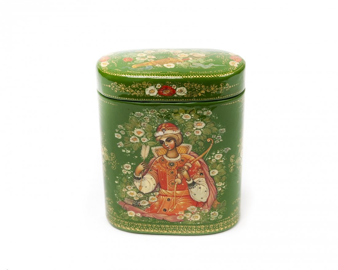 Dmitrieva Kholui Russian Lacquer Box. (1 of 10)