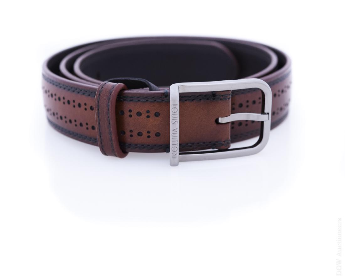 Louis Vuitton Brown Leather Belt.: Louis Vuitton Paris leather belt (M9779) size 90/36. Made in Spain. With original box and protective cloth bag. Payment for this item must be made by Wire Transfer.