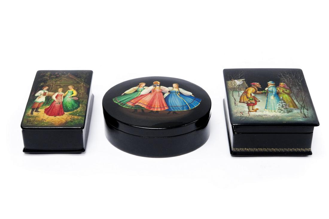 (3) Fedoskino Russian Lacquer Boxes.: (3) Fedoskino Russian lacquer boxes, signed. Size approximately 1 1/4" x 3" x 5", 2" x 5 1/2" x 4 1/2", 2 1/4" x 4 1/4" x 5".