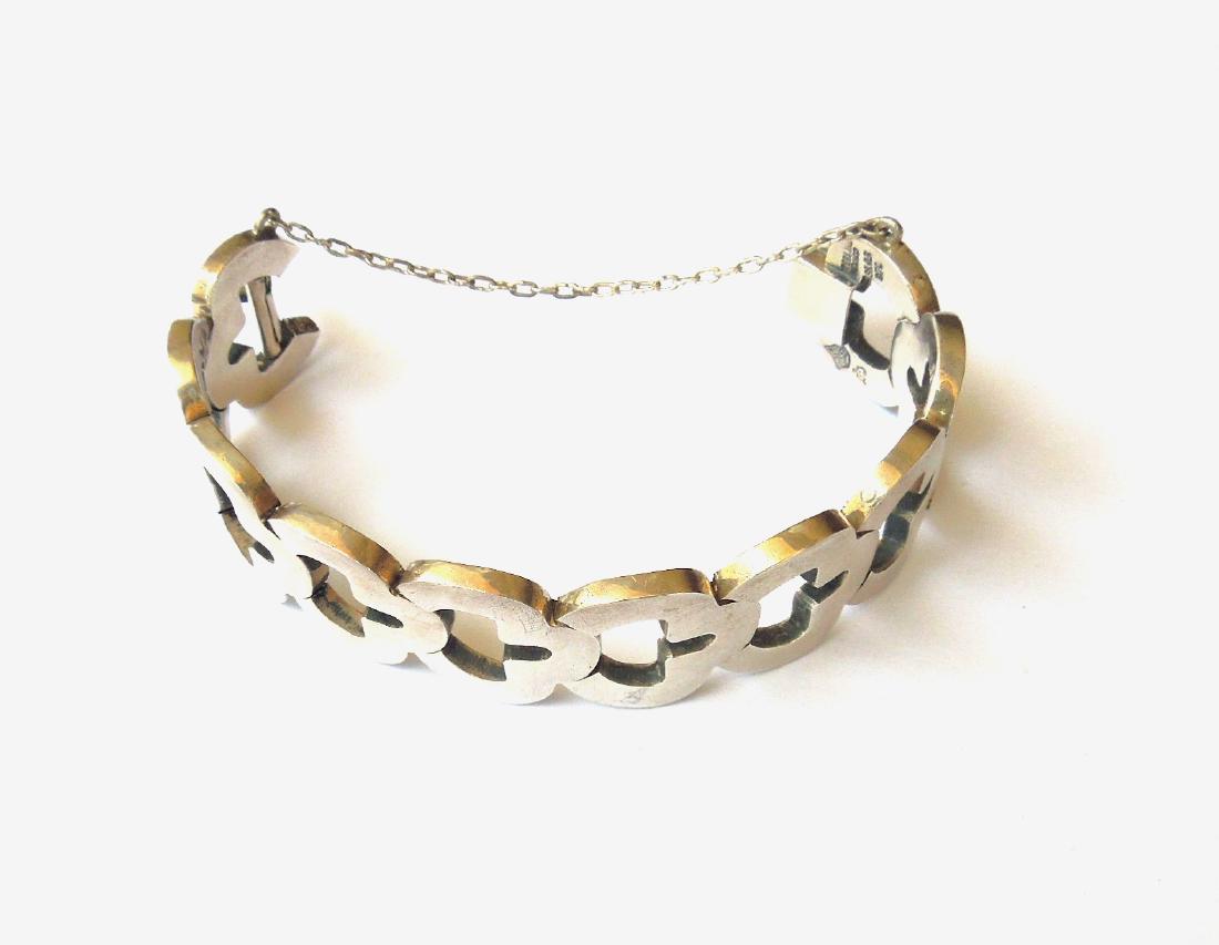 Antonio Pineda Taxco 970 Sterling Silver Bracelet.: Antonio Pineda Taxco 970 sterling silver bracelet, heavy open work links. Marked: Sterling Mexico Silver 970, with Taxco crown and eagle / 17 hallmark. 3.81 troy ounces.
