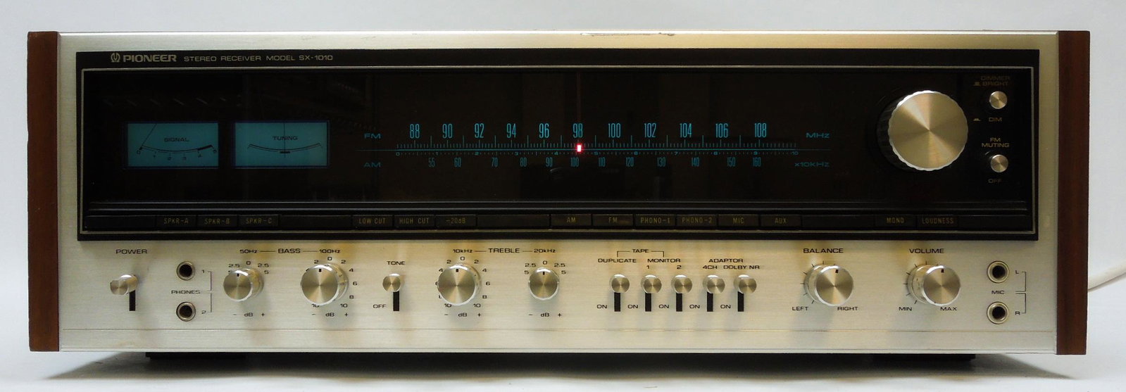Pioneer SX-1010 AM/FM Stereo Receiver.: Pioneer SX-1010 AM/FM stereo receiver . At the time the SX-1010 was Pioneers top of the line receiver. 100 watts per channel into 8 ohms (stereo). Manufactured 1974-1976.