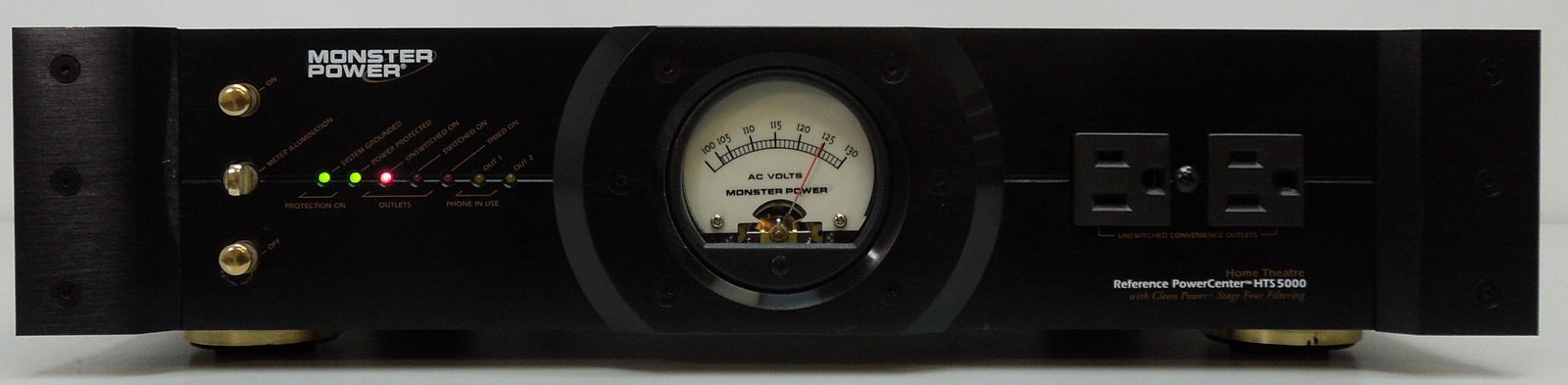Monster Power HTS 5000 Power Center.: Monster Power HTS 5000 home theater power center.