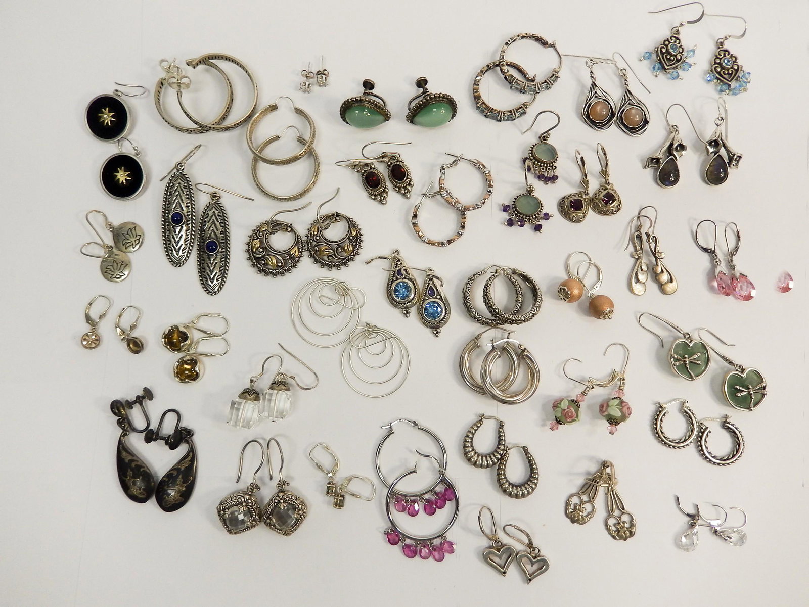 (37) Pairs of Sterling Silver Earrings.: (37) Pairs of Sterling Silver earrings incl. Anthony Kee, Bixby.