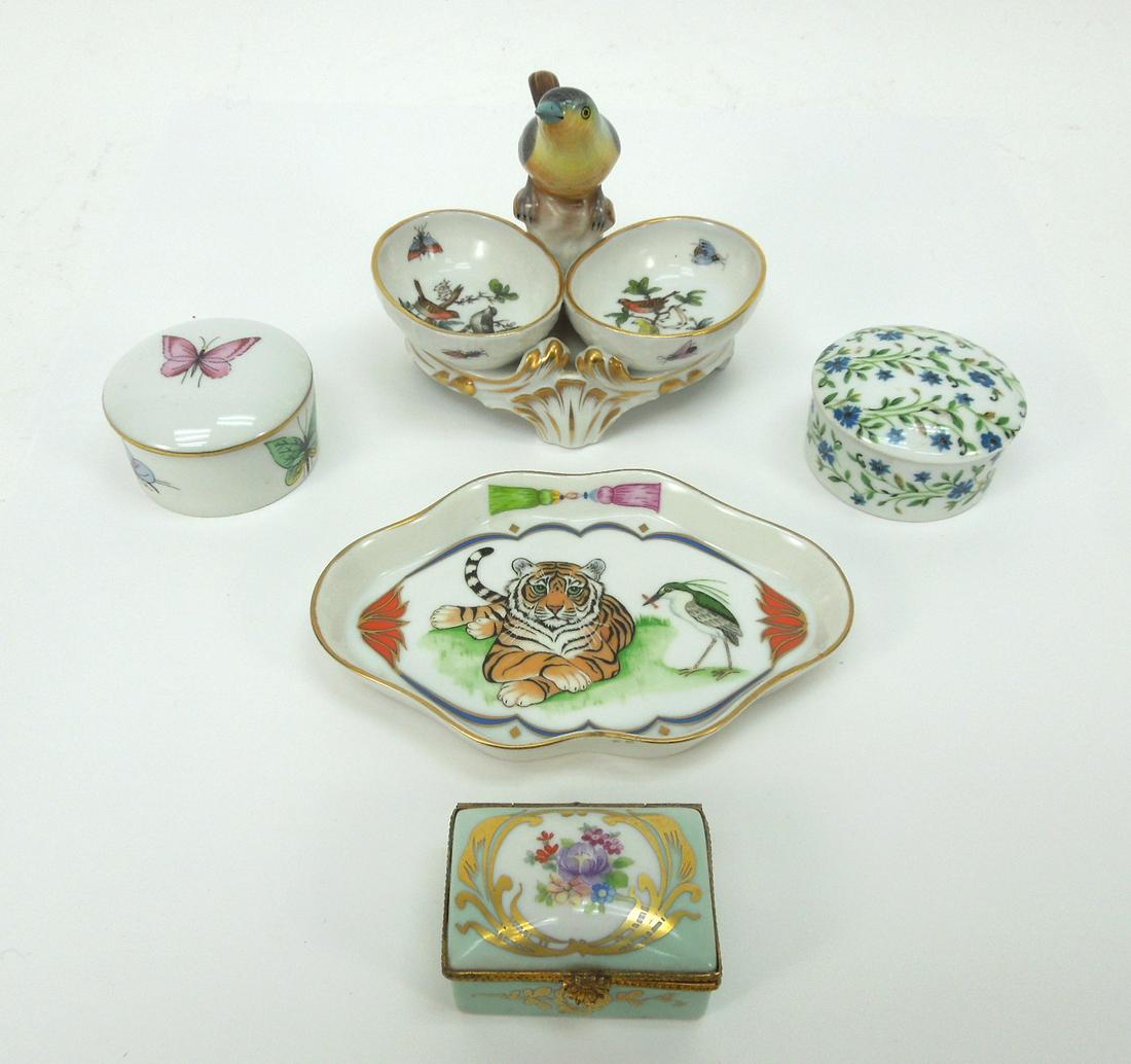 Group of Continental Porcelain Dresser Boxes.: Group of Continental porcelain dresser items including a Herend Bird double-egg form pin dish; 3 Limoges pill boxes and 1 Lynn Chase Tiger Raj dish.