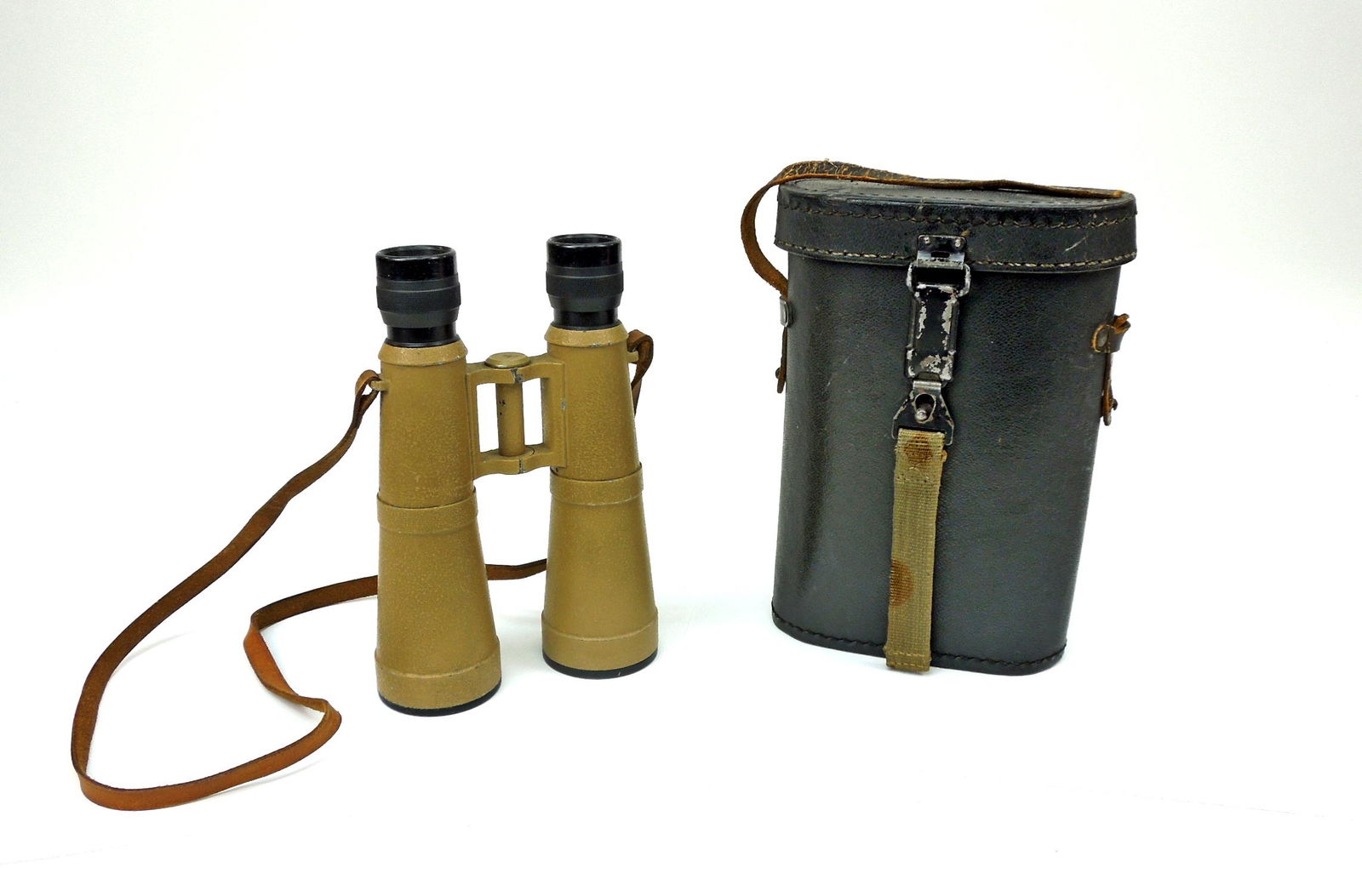 WWII Hensoldt Wetzlar Dialyt 10x50 Binoculars with (1 of 4)