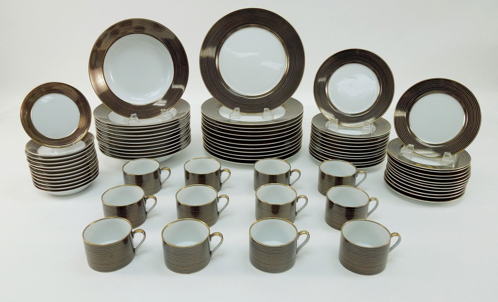 Fitz & Floyd "Rondelle" Porcelain Dinner Service, 72 (1 of 4)