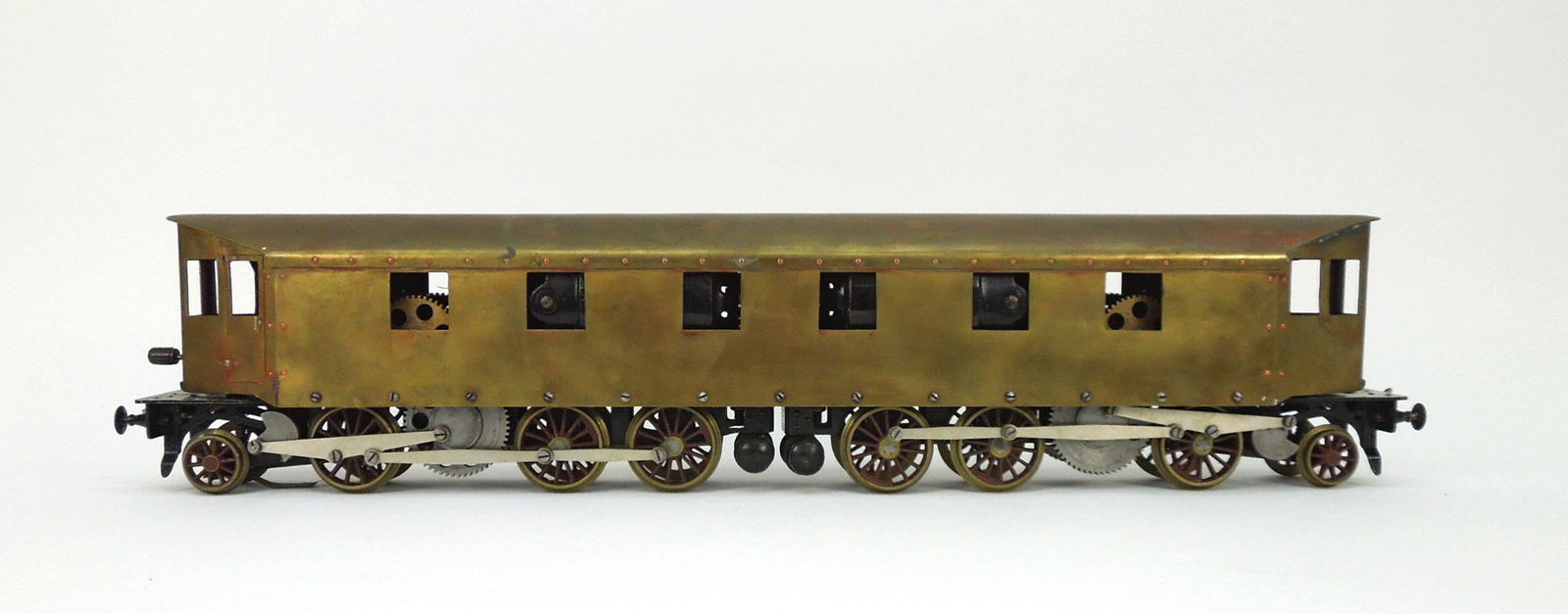 Vintage Brass Large Scale Model Train.: Vintage brass large scale model train, G gauge. Overall: 27.5" x 3.5" x 6".