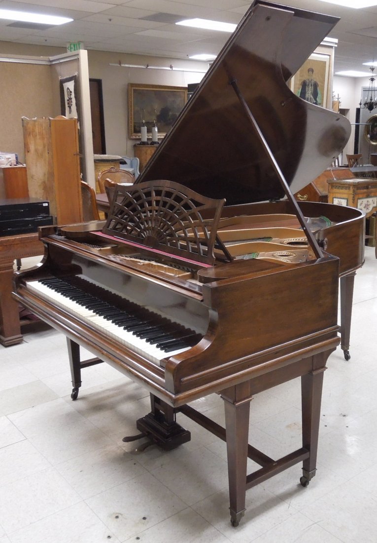 1913 Bechstein Model B Grand Piano.: 1913 Bechstein Model B Grand Piano. Serial number 103890. 6'8" long, mahogany cased with gateleg. Some surface losses to veneer, one keytop missing, some repairs to the lid and the case.