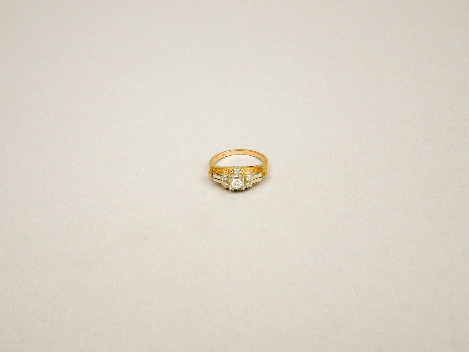 14K Yellow & White Gold & Diamond Ring. (1 of 5)