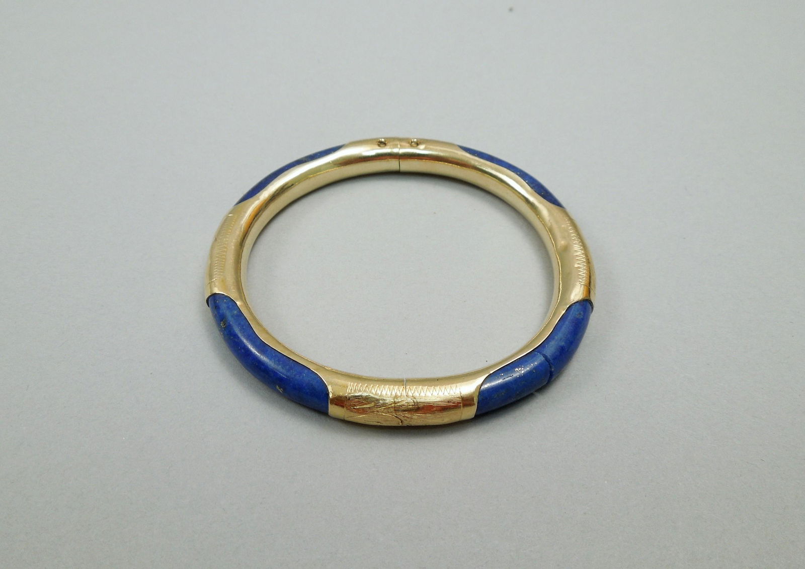14K Gold & Lapis Lazuli Bangle Bracelet. (1 of 3)