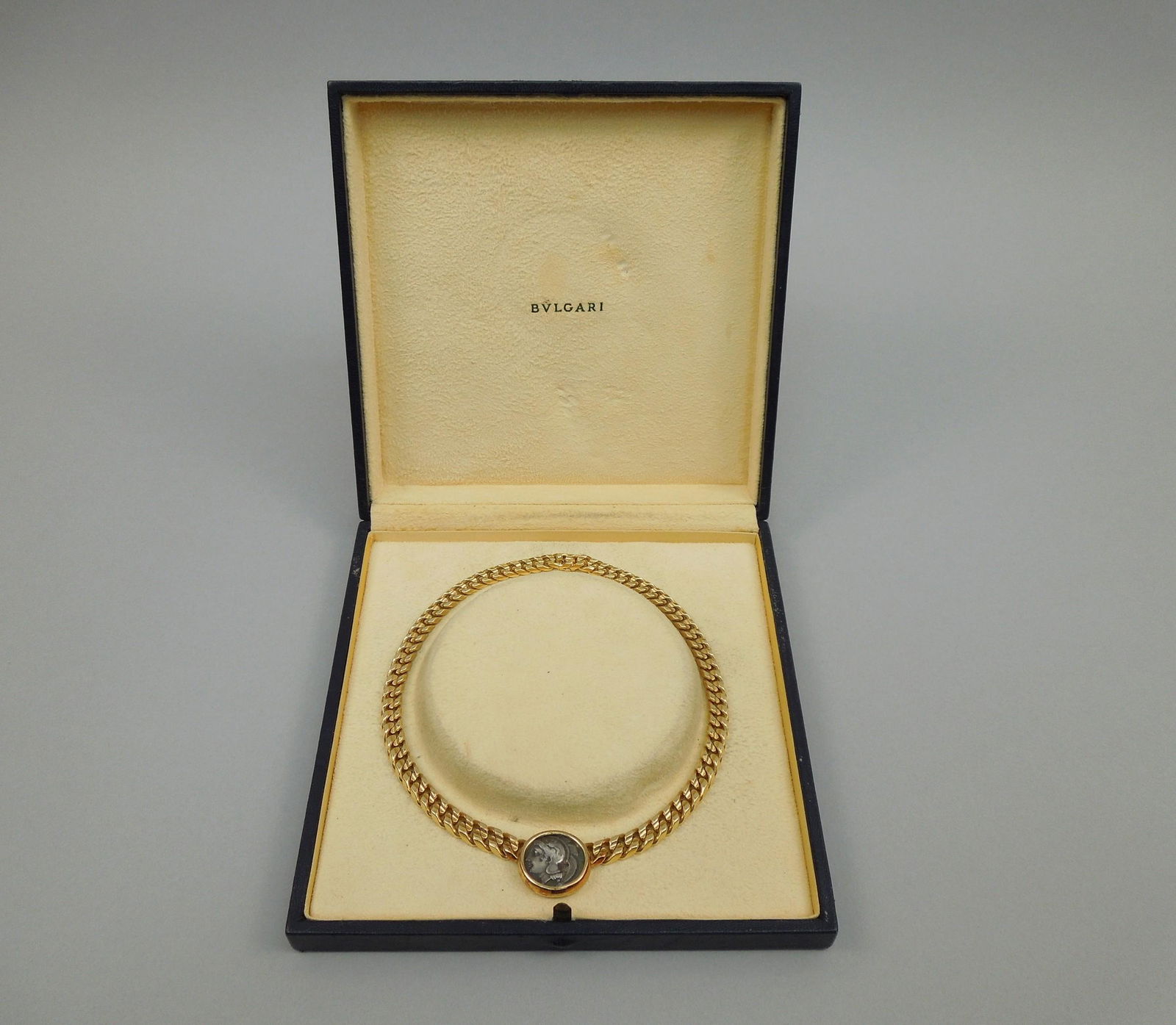 Bulgari 18K Gold, Coin Necklace. (1 of 7)
