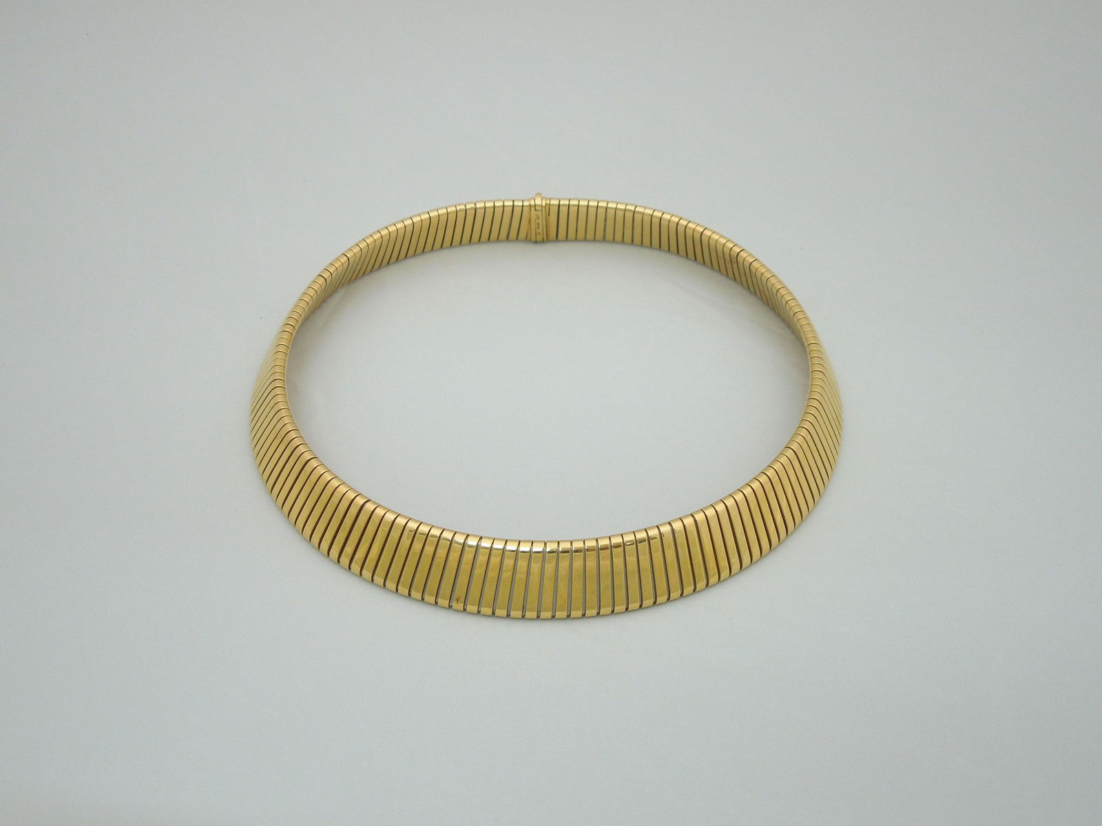 Bulgari 18K Gold Tubogas Necklace. (1 of 3)