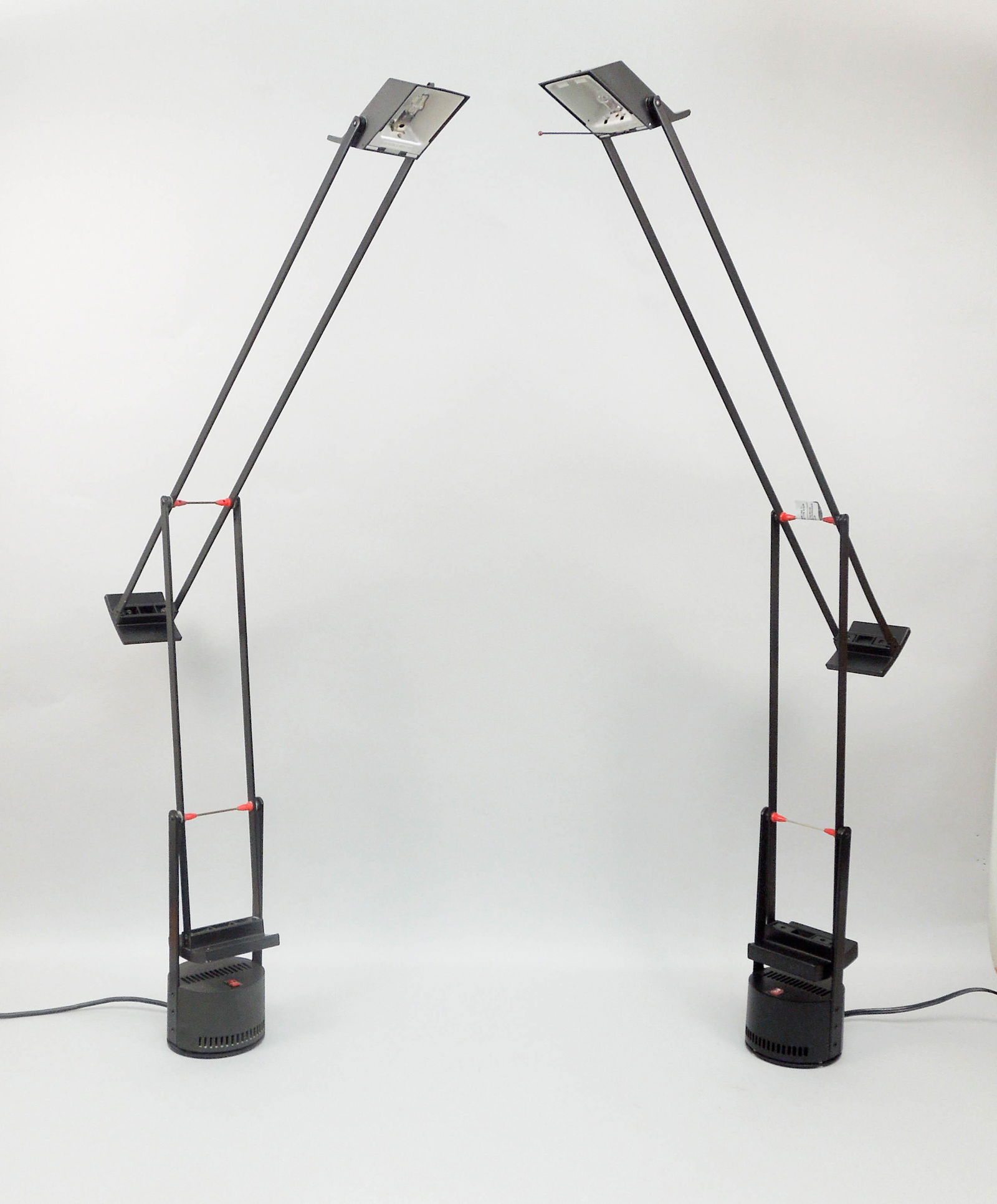 (2) Artemide Tizio Table Lamps. (1 of 1)