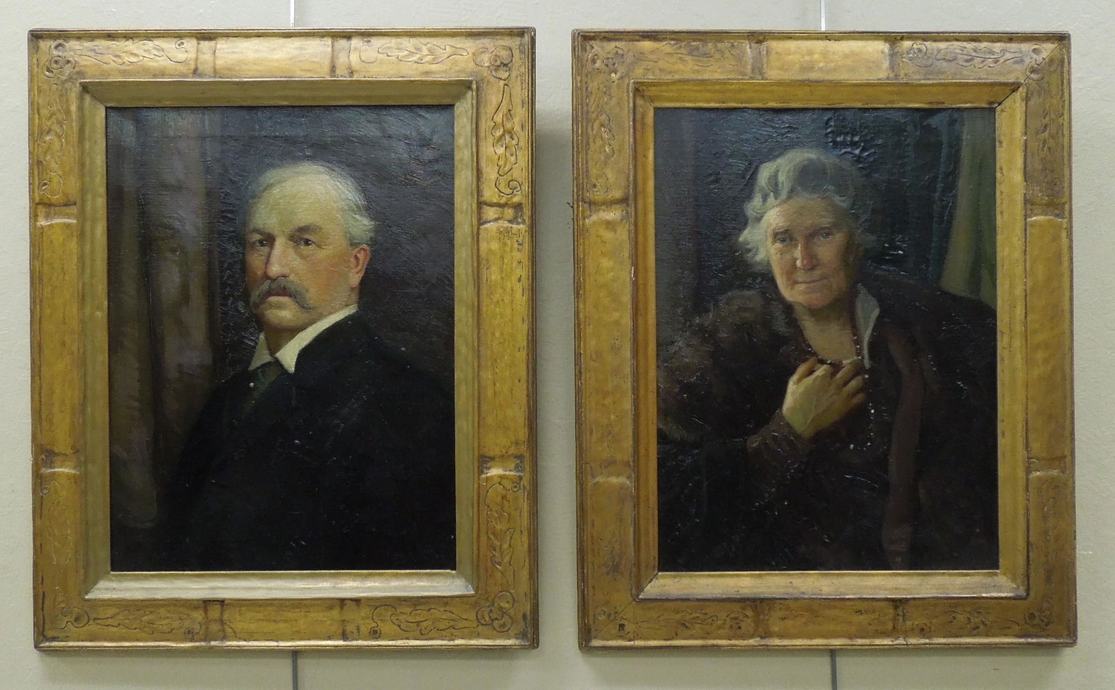 (2) Oils on Canvas, Portraits, Man and Woman.: (2) Oils on canvas, portraits of man and a woman. Annotated verso: Calvin Anderson MD (1842 - 1910) Dec. 1920; Mary Booker Anderson AET 67 Dec. 1920. Sight: 24" x 18". Framed. Overall: 32" x 25 1/2".