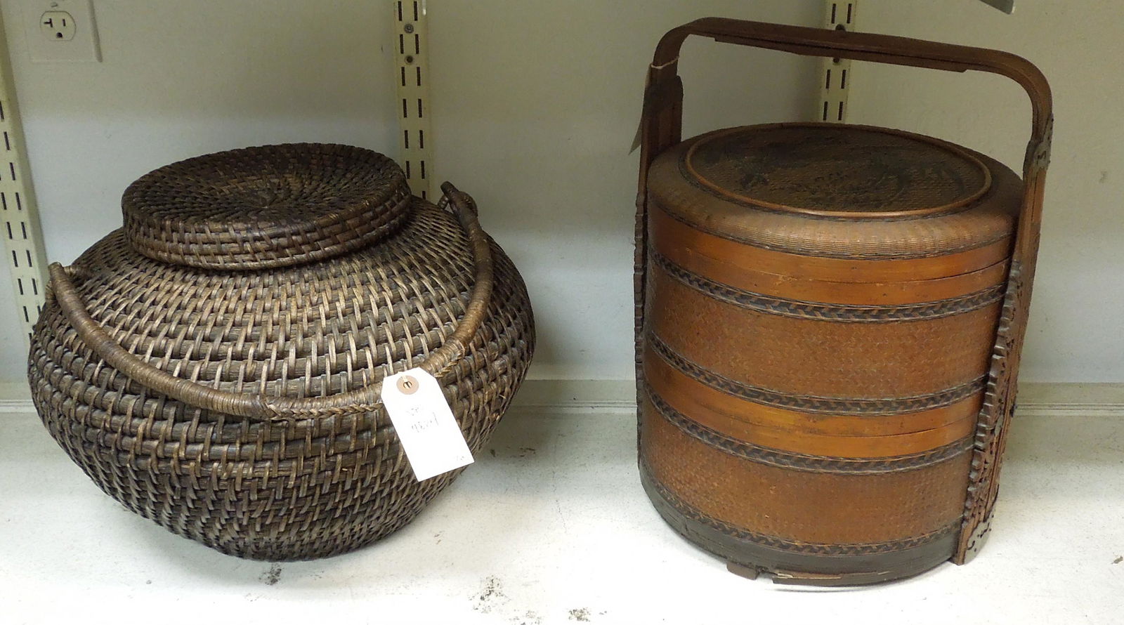 (2) Oriental Wicker Large Baskets. (1 of 1)