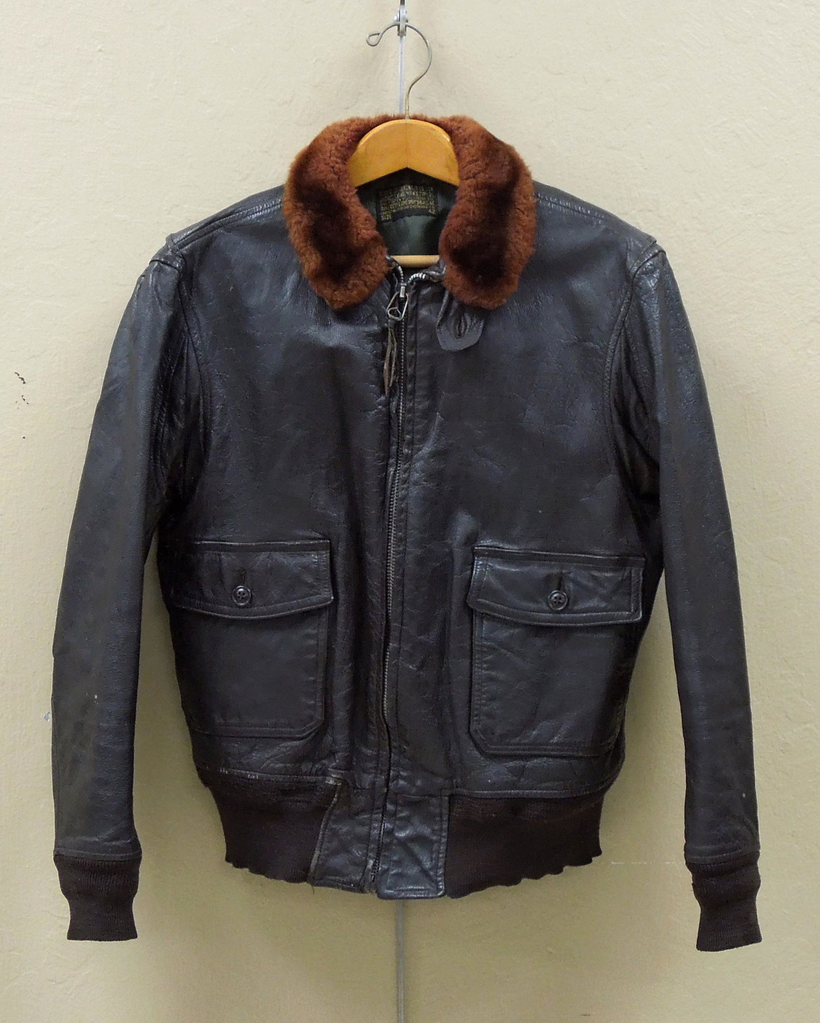 U.S. Navy Leather Jacket. Type G1. (1 of 3)