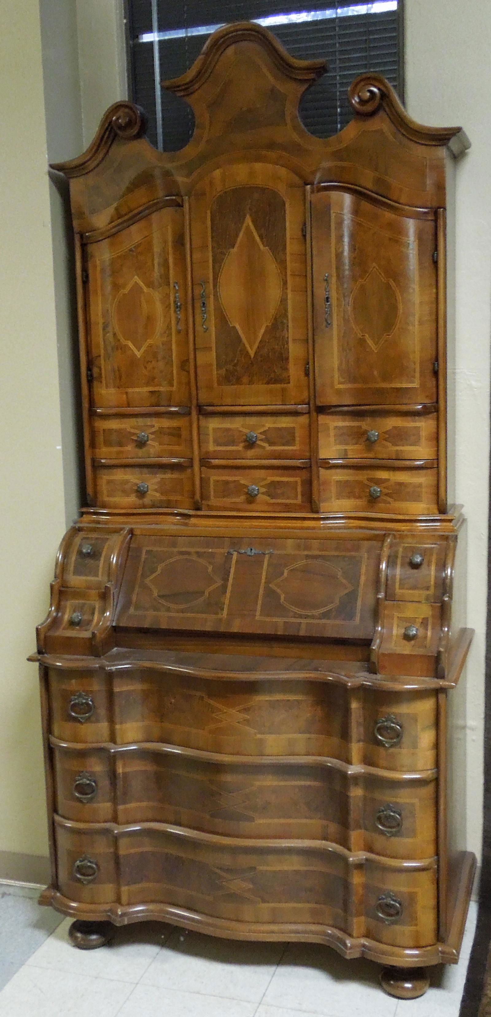 Dutch Baroque Secretaire / Bookcase. (1 of 3)