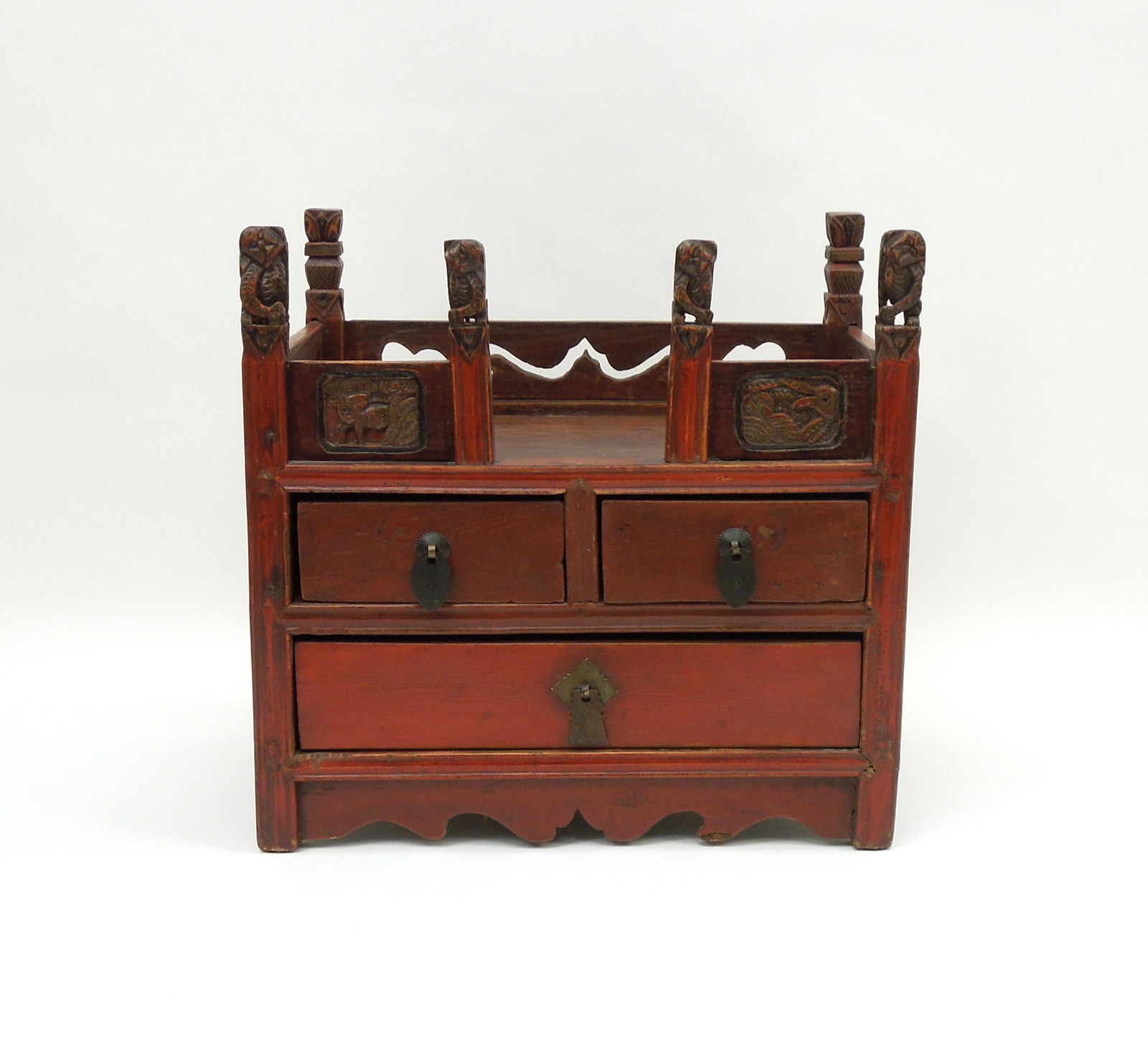 Chinese Red Lacquered Open Top Small Chest. 19th / 20th (1 of 1)