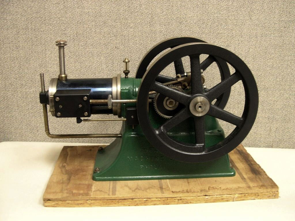 Ideal Machine Co. Model Steam Engine: Model Steam Engine by Ideal Machine Co. Philadelphia, on a cast iron frame. Length: 11 inches