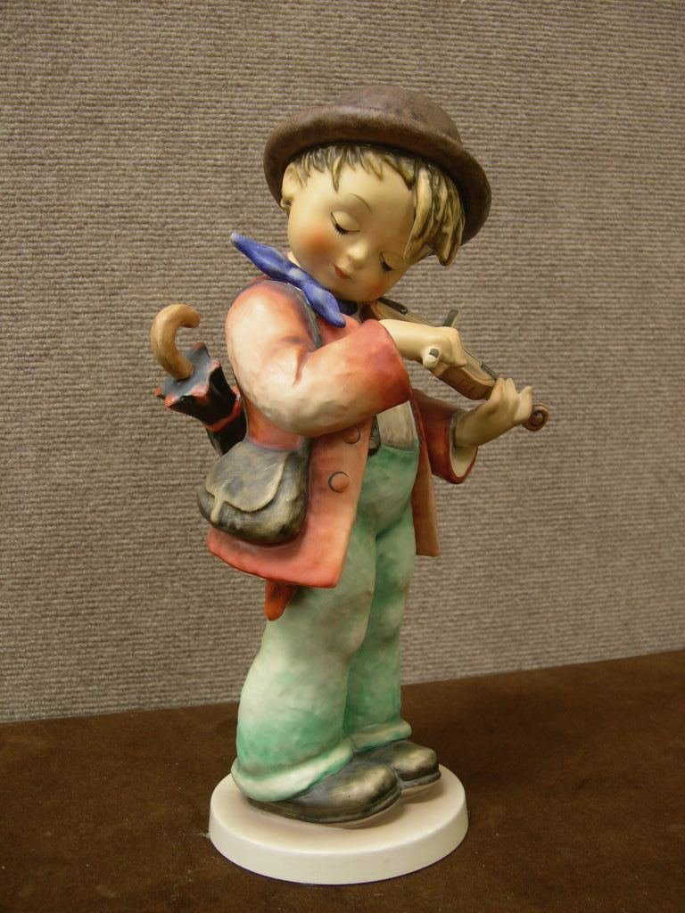 138: Hummel Figurine Little Fiddler 12 inch