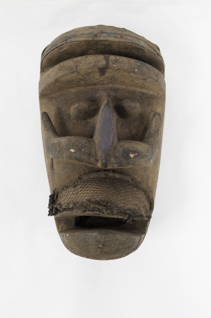 Oceanic Carved Mask. (1 of 7)