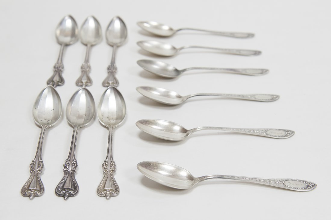 (12) Sterling Silver Teaspoons. (1 of 8)