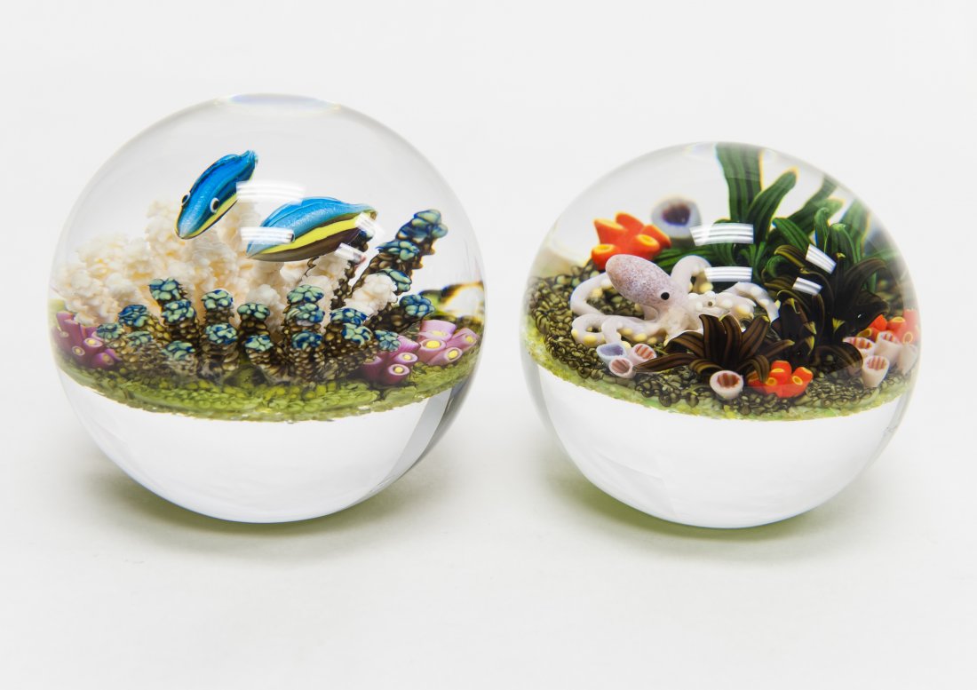 (2) Cathy Richardson Art Glass Paperweights. (1 of 6)
