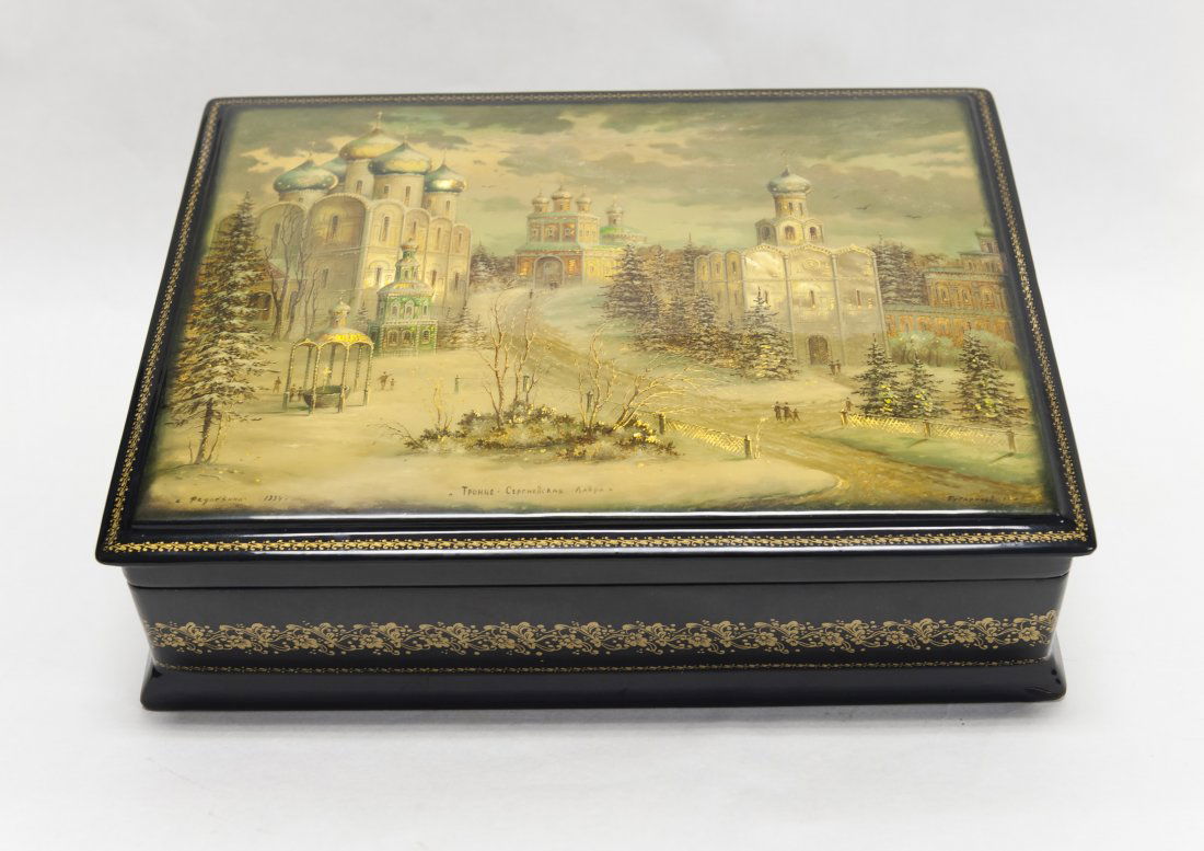 Russian Fedoskino Lacquer Box. (1 of 10)