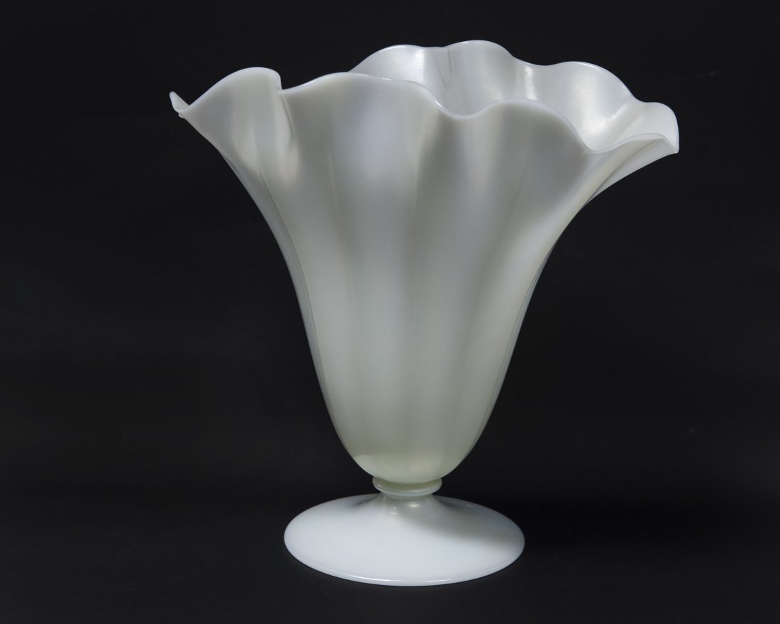 Steuben glass, Frederick Carder "Ivrene"  vase. (1 of 7)