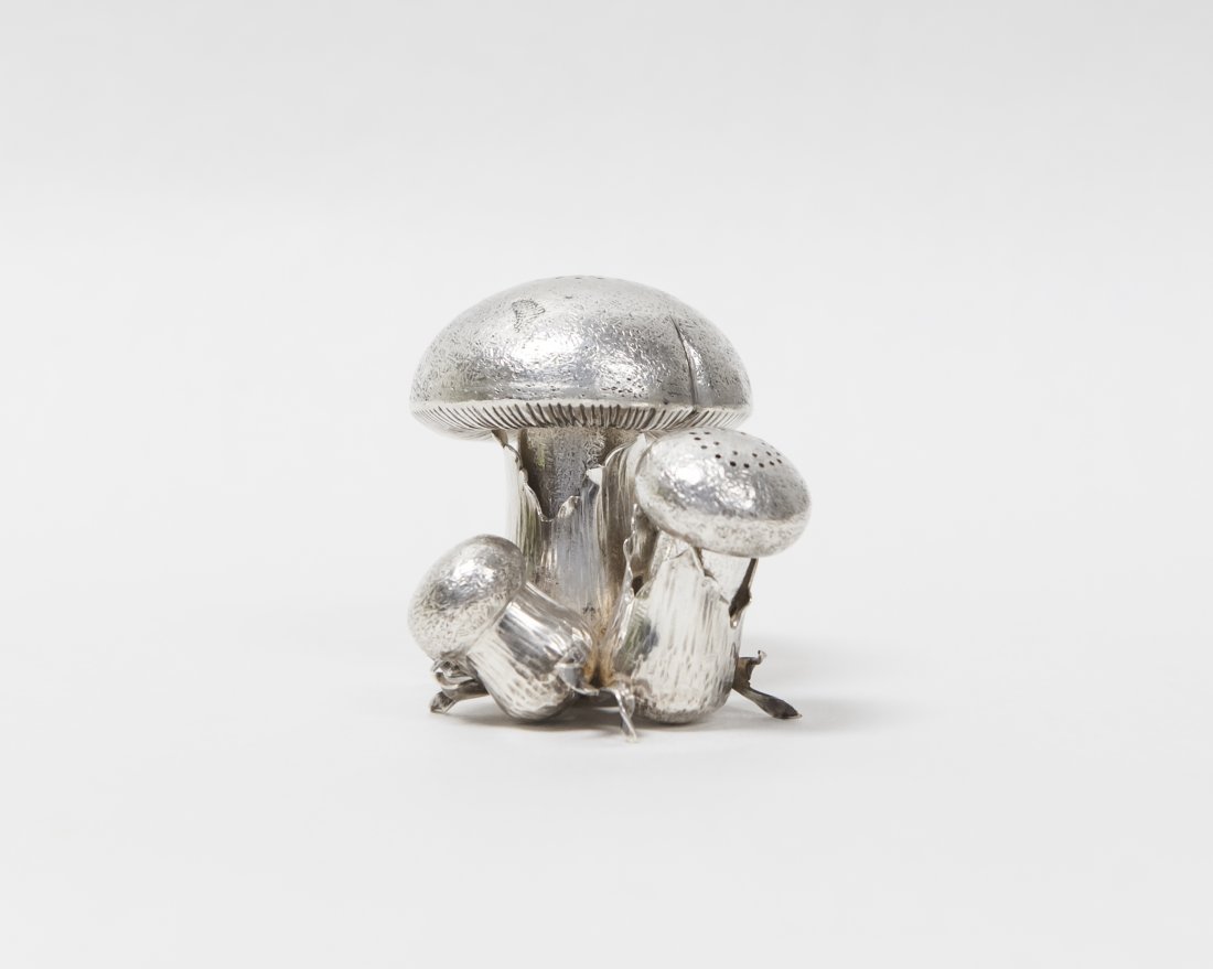 Buccellati Sterling Silver Salt and Pepper Set. (1 of 10)