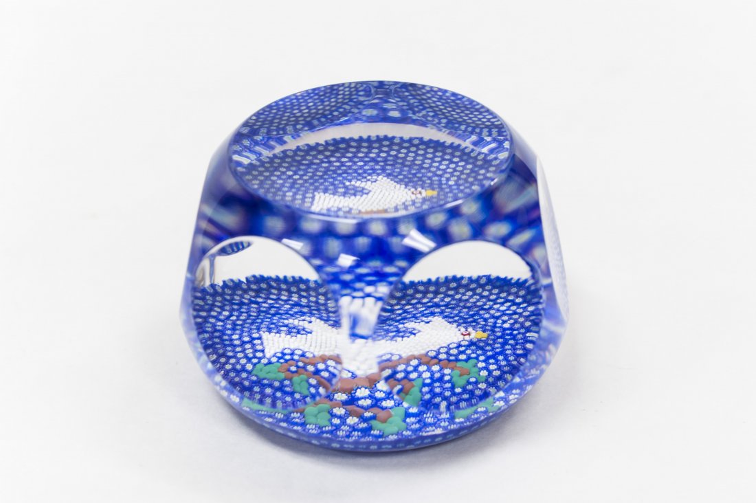 Cristal Saint- Louis Art Glass Paperweight. (1 of 5)