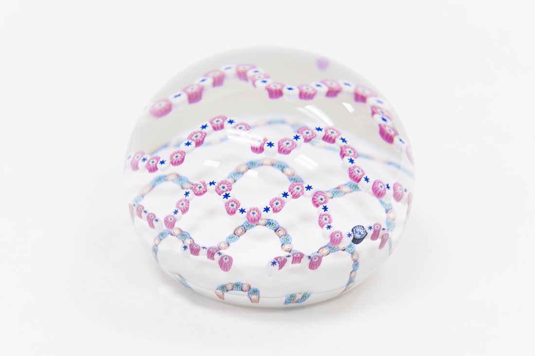 Cristal Saint-Louis Art Glass Paperweight. (1 of 7)