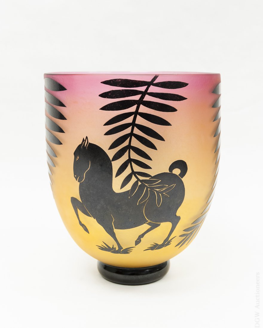 Gary Genetti Glass Horse Vase. (1 of 10)