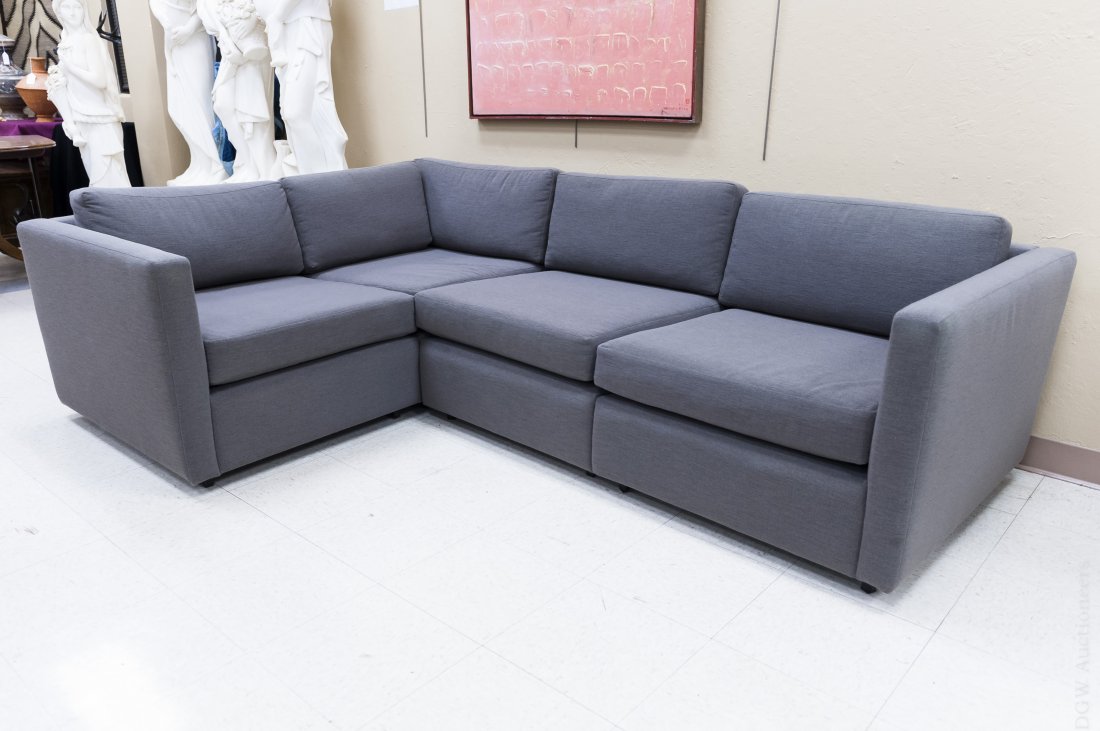 Knoll Sectional Sofa. (1 of 7)