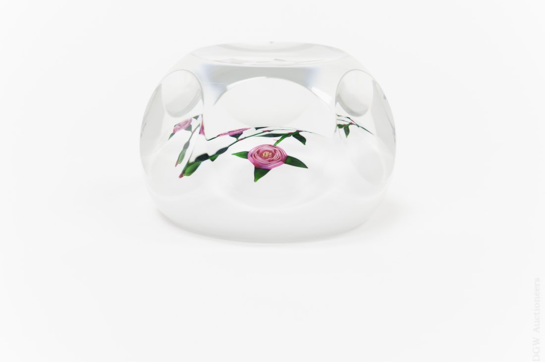 Cristal Saint-Louis Art Glass Paperweight. (1 of 6)