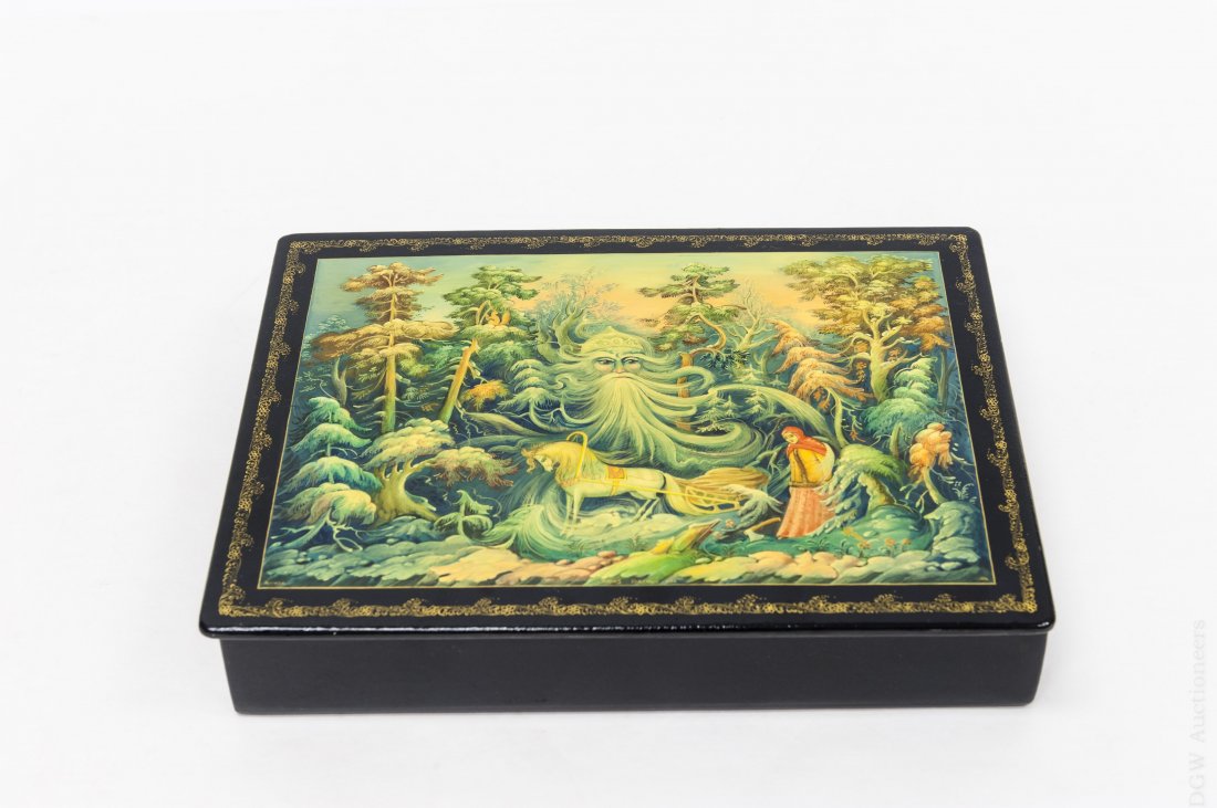 Mstera Russian Lacquer Box. (1 of 9)