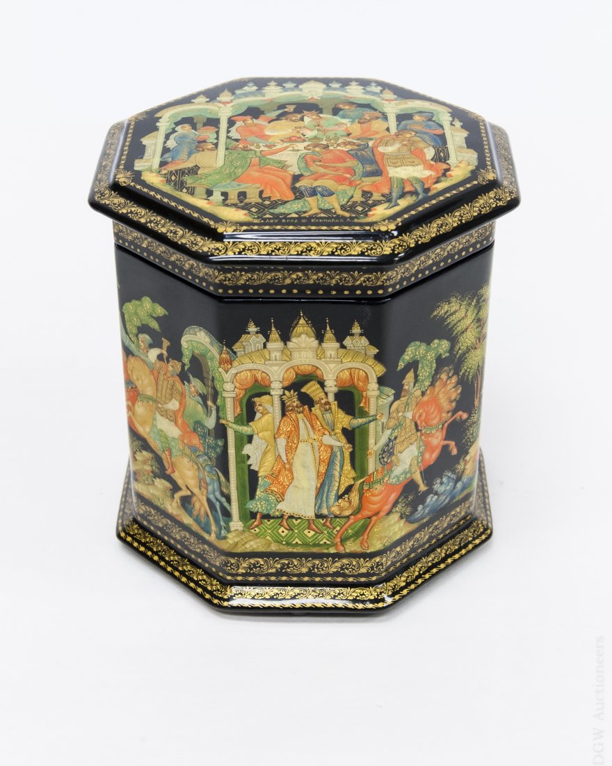 Kornilov Russian Palekh Lacquer Box, Octagonal. (1 of 9)
