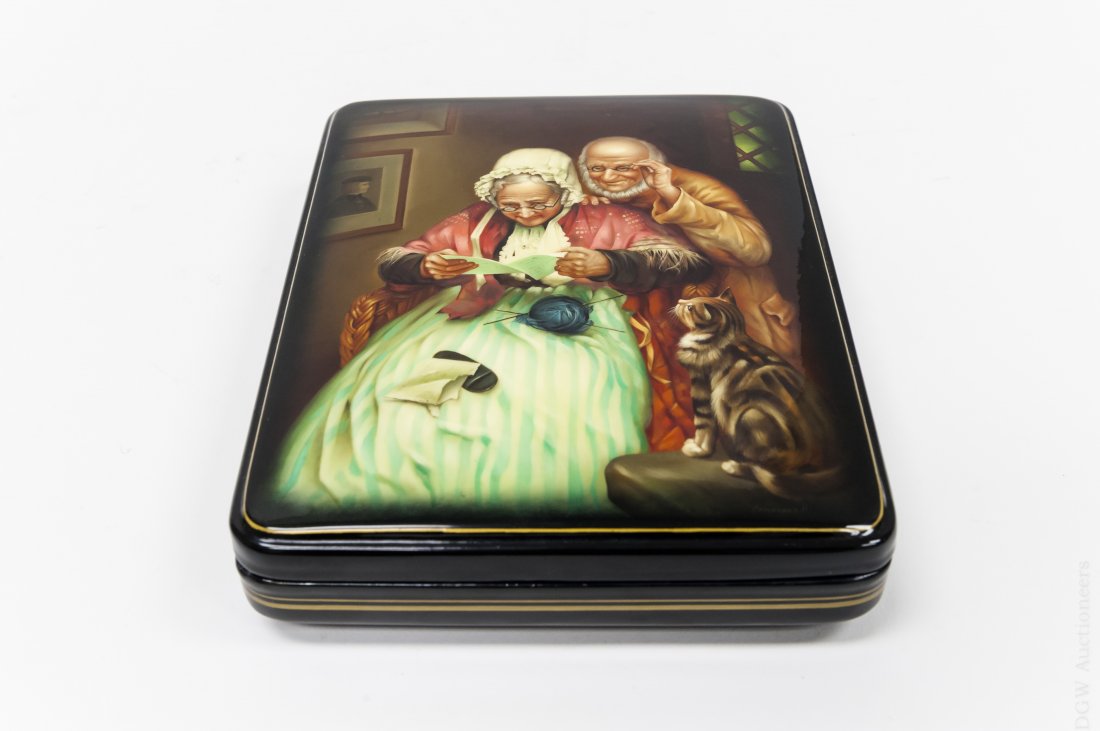 Letyagina Fedoskino Russian Lacquer Box. (1 of 6)
