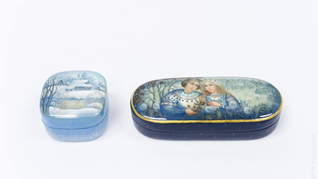 (2) Aldoshkina Fedoskino Russian Lacquer Boxes. (1 of 8)