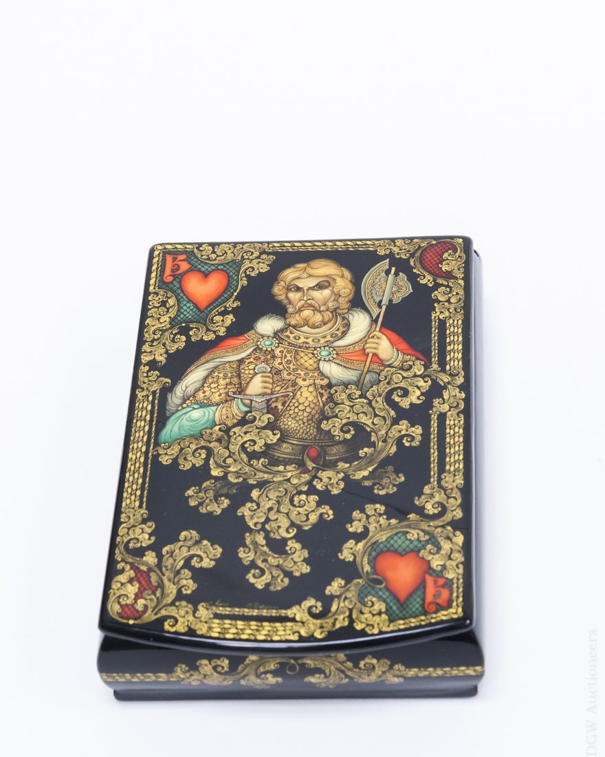 Devjatkin Kholui Russian Lacquer Box. (1 of 9)