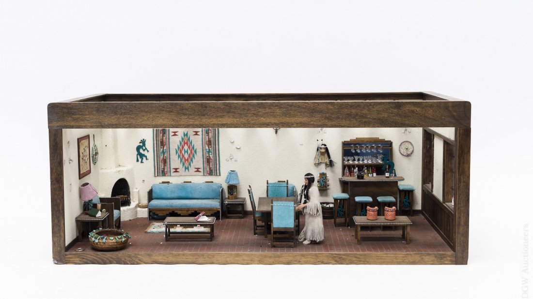 Southwestern Style Dollhouse Diorama. (1 of 7)
