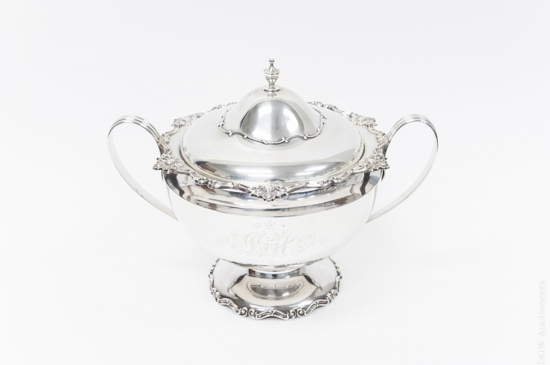 Shreve & Co. Makers Sterling Serving Bowl. (1 of 4)