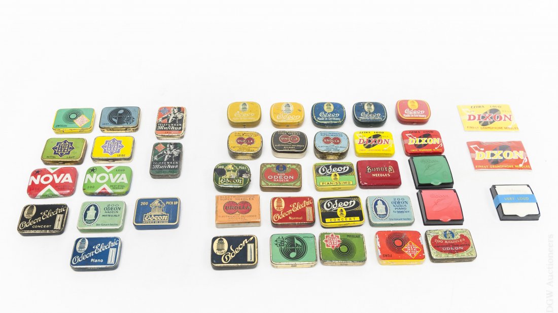 (40) Vintage Gramophone Needle Tins. (1 of 4)