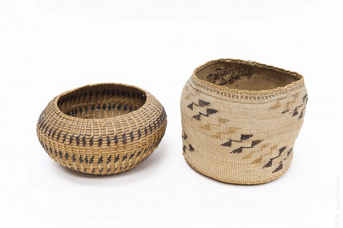 (2) Native American Hand Woven Baskets. (1 of 7)