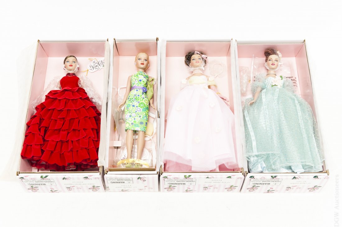 (4) Tiny Kitty Collier Dolls. (1 of 5)