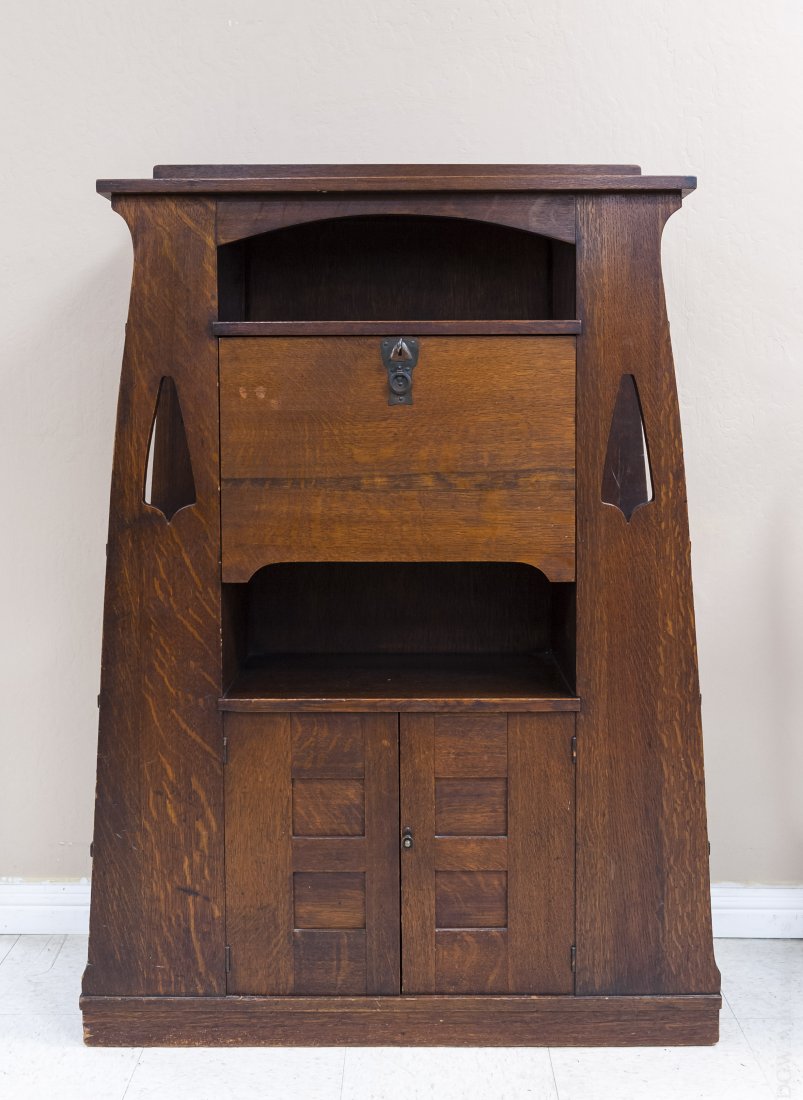 Limbert's Arts and Crafts Rare Drop Front Cabinet. (1 of 10)