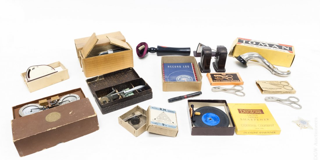 Group of Vintage Gramophone Accessories. (1 of 6)